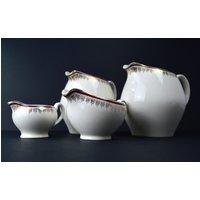 Lizenzartikel Alfred Meakin Abendessen Service Ersatzteile Wasser Krug Milch Cremer Vintage Haushaltswaren Gravy Boot Geschirr von FillyGumbo