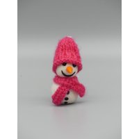 Schneemann Gefilzt Als Tannenbaumschmuck Oder Glücksbringer Schneemann Gefilzt Als Tannenbaumschmuck Oder Glücksbringer von FilzEla