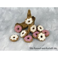 Donuts Weiß Und Rosa von FilzFusselAlexandra