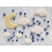 Filz-Set Für Mobile, Große Farbauswahl, Diy, Mond, Wolken, Filzkugeln, Baby, Babybett, Babyzimmer, Stubenwagen, Basteln, Handgefilzt Filz-Set Für Mobile, Große Farbauswahl, Diy, Mond, Wolken, Filzkugeln, Baby, Babybett, Babyzimmer, Stubenwagen, Basteln, Handgefilzt von FilzFusselAlexandra