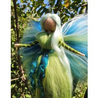 Blumenfee Elfe Engel Gefilzt Wolle Waldorf Jahreszeitentisch von Filzhimmel