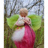 Fee Mit Häschen Ostern Frühling Wolle Gefilzt von Filzhimmel