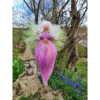 Kleine Rosa Pinke Fee Gefilzt Wolle Geschenk Mama Oma Kleine Rosa Pinke Fee Gefilzt Wolle Geschenk Mama Oma von Filzhimmel