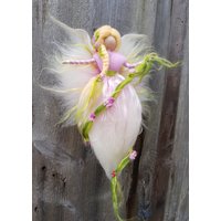 Rosenfee Elfe Wolle Gefilzt Waldorf Geschenk Mama Oma von Filzhimmel