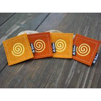 Wollfilz Untersetzer Set "Sorbus Aria" 4 Stück Gläser Individuell Geschenk Tischdeko Wohnen Küche Wollfilz Untersetzer Set "Sorbus Aria" 4 Stück Gläser Individuell Geschenk Tischdeko Wohnen Küche von FilzlausSpalt