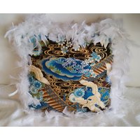 Gefiederten Blau Braun Werfen Kissen Kraniche Strass Gold Ausgefallener Deko Akzent Fügen Sie Einen Spritzer Farbe von FindTheDreamBoutique