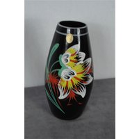 Schwarze Glass Vase Hyalith Glas, Ilmenau Thüringen, Florales Muster, Ilm-Kristall 50Er 60Er von FindingsFromOldTimes