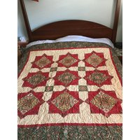 Urlaub Funkeln Runde/Werfen Quilt von FineLineFiberarts