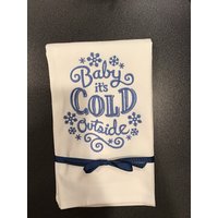 Besticktes Geschirrtuch "Baby It Es Cold Outside" Du Wählst Farben von FinelyCraftedByCara