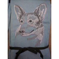Gratis Name Geschirrtuch Hunderassen Bestickt Cardigan Welsh Corgis Sketched Gratis Name Geschirrtuch Hunderassen Bestickt Cardigan Welsh Corgis Sketched von FinelyCraftedByCara