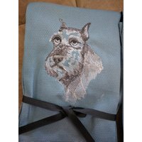 Gratis Name Geschirrtuch Hunderassen Bestickte Schnauzer Docked Ohren Skizze von FinelyCraftedByCara