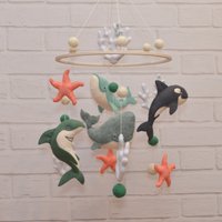 Krippe Mobile Ozean. Baby-Mobile. Ozean Kinderzimmer Dekoration. Hängendes Mobile. Wal Baby Küsten Surfen Dekor. Krippenspielzeug von FioriUA
