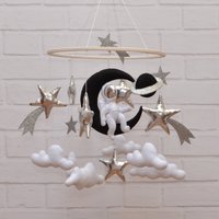 Weltall Kinderzimmer Deko. Baby-Mobile. Krippe Mobile Planeten. Baby Sterne. Mond Mobile. Neugeborene Mädchen Geschenk. Baby-Dusche-Geschenk. Filz von FioriUA