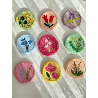 Kaffee Und Tee Untersetzer, Stanznadel, Lieblings Geschenk, Handgemachter Schmuck Teppich, Blumen Untersetzer von FireflyPunch
