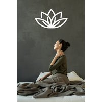 Lotus Blume Yoga Weiße Wandkunst, Metall Wandkunst Yoga, Studio Lotusblume Raum von FirstRoom