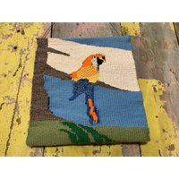 Vintage Naive Wanddeko/Wolltepapagei Handgewebte Papageien Vögel von FishbellyAntiquesCo