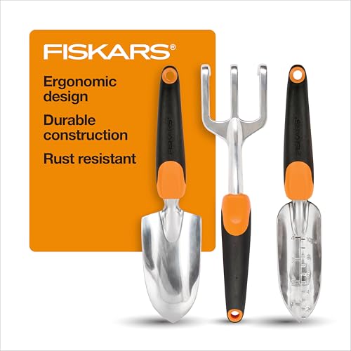 Fiskars Gartenwerkzeug-Set, 3 Stück, inklusive rostbeständiger Kelle, Pflanzgefäß und Kultivator, Gartengeräte für die Bepflanzung im Freien, ergonomisches Hofwerkzeug-Set – Gartengeschenke für Frauen von Fiskars