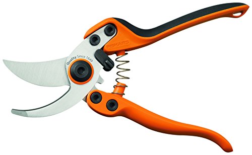 Fiskars Profi Bypass-Gartenschere für frische Äste und Zweige, Hochwertige Stahl-Klingen, Länge: 20 cm, Schwarz/Orange, PB-8 M, 1020204 von Fiskars