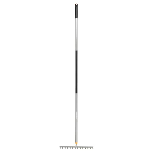 Fiskars Rechen mit 14 Zinken, Ergonomic, Länge: 154 cm, Breite: 30 cm, Gehärtete Borstahlzinken/Aluminiumstiel, Schwarz/Grau, 1077113 von Fiskars