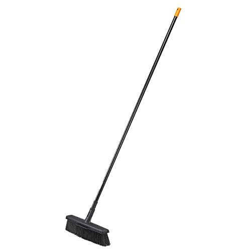 Fiskars Solid Allzweckbesen mit PowerClean-Borsten, Länge: 1,7 m, L, Schwarz/Orange, 1025926 von Fiskars