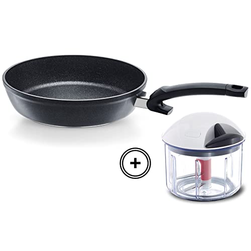 Fissler Adamant Comfort / Aluminium-Pfanne versiegelt ( 24 cm) beschichtete Brat-Pfanne, antihaftend, kratzfest - Induktion + Finecut Gemüse-Zerkleinerer von Fissler