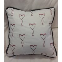 Flamingos in Der Liebe. Designer Kissen Her Collection' Flamingo', Von Meg-Medley von FlamingoMedley