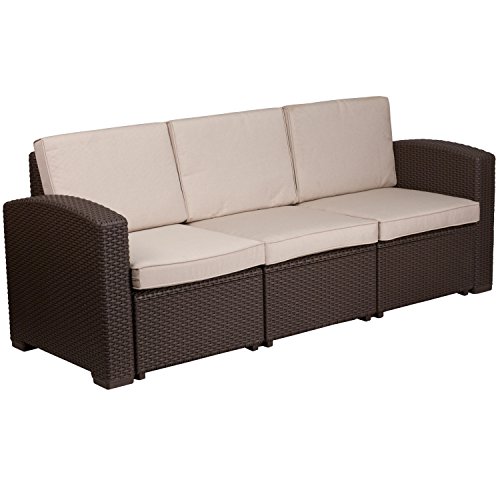 Flash Furniture Seneca Rattan-Sofa mit wetterfesten Kissen, 1 Stück, Braun von Flash Furniture