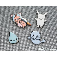 Magnet - Crying Teardrop Kawaii Sad Tears Emaille Pin von FlatBonnie