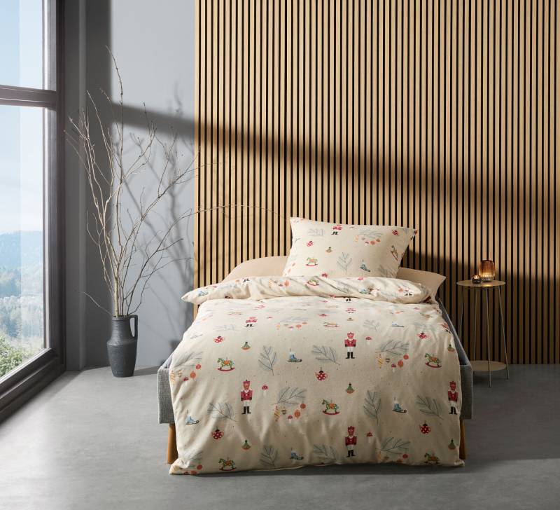 Fleuresse Aspen Biber Bettwäsche 155x220 Nussknacker Zweige Kugeln 434475-07 Fleuresse Aspen Biber Bettwäsche 155x220 Nussknacker Zweige Kugeln 434475-07 von Fleuresse GmbH