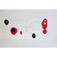 Modernes Mobile, Mid Century, Retro Kunst Zuhause, Schwarz Und Rot, Hängendes Skulptur, Mobile Kunst, Bewegliche von FloatingArtMobiles