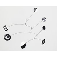 Monochromes Baby Mobile, Kinderzimmer Geschenk, Modernes Hängendes Krippen Mobile, Mid Century, Kinderbett Monochrome von FloatingArtMobiles