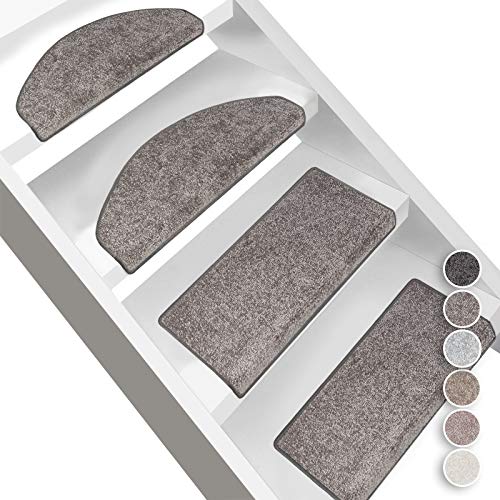 Floordirekt Velours-Stufenmatten Sundae - Halbrund oder Eckig - Treppenmatten in 6 Farben - Strapazierfähig & pflegeleicht - Stufenteppich für Innen (Silber, Eckig 65 x 23,5 cm) von Floordirekt