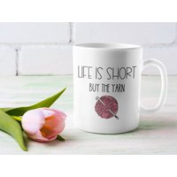 Lustige Häkelbecher, Lustige Strick Kaffeetasse, Liebesgarn Geschenke, Strickgarn Kaffeebecher, Liebeswolle Geschenk, Geschenk Tassen, Garn von FloraLoveGiftStore