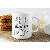 Lustige Neue Papa Tasse Gefördert Von Katzenvater Zu Baby Kaffeetasse Erster Vatertag von FloraLoveGiftStore