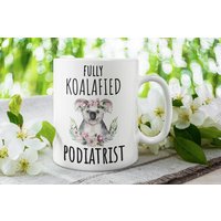 Podiatrist Tasse Absolvent Kaffeetasse Koalified Podiatrists Doktor Abschlussbecher von FloraLoveGiftStore
