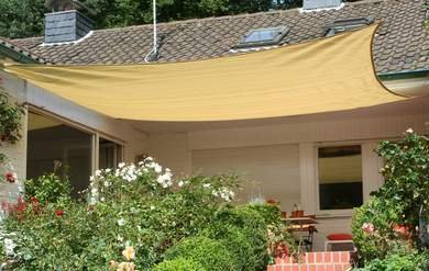 Floracord 06-77-45-00 HDPE Vierecksonnensegel 4 x 5 m weizen Wind- und wasserdurchlässig inklusive Zubehör mit dauerelastischen Spanngurten, Beige von Floracord