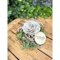 Natürliches Grabgesteck Mit Holzrose - Trauerschmuck Auf Hopfenkranz∙ Grabschmuck Für Die Wintermonate- Trauergesteck Zu Den Gedenktagen von Floralesmitstil