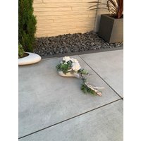 Grabschmuck Zu Allerheiligen Oder Gedenktag. Grabgesteck Grabdeko Urnengrab Steinherz von FloristikDekoWilhelm