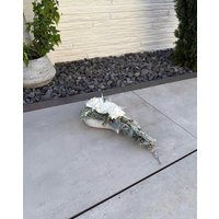 Grabschmuck Zu Allerheiligen Oder Gedenktag. Grabgesteck Grabdeko Urnengrab Steinherz von FloristikDekoWilhelm