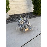 Grabschmuck Zu Allerheiligen Oder Gedenktag. Grabgesteck Grabdeko Urnengrab. Mit Rosen in Grün Und Grau. Höhe Ca. 20 cm von FloristikDekoWilhelm