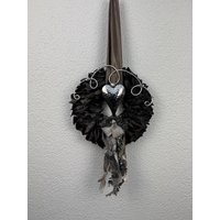 Naturkranz Aus Palmenblättern in Schwarz Gewischt. Türkranz Wandkranz Ganzjährig. Ca. 40 cm Ø von FloristikDekoWilhelm