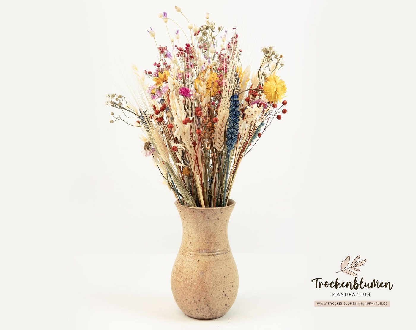 Trockenblume Trockenblumenstrauß “BLUMENWIESE” Lavendel, Weizen, Schleierkraut, Linogras, FlowerBar by Trockenblumen-Manufaktur von FlowerBar by Trockenblumen-Manufaktur