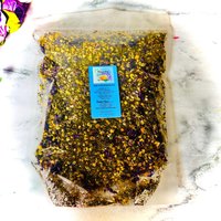 Blatt Und Blüte Bio-Tee Kräuter Kein Koffein Brennessel Pfefferminze Malve Blumen Kamillenblüten Loseblatt Dose Teedose von FlowerTeas