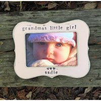 Personalisierter Bilderrahmen Für Oma Baby Geschenk Mädchen, Hand Gestempelt Personalisierter Bilderrahmen Für Oma Baby Geschenk Mädchen, Hand Gestempelt von FlowersinDecemberDS