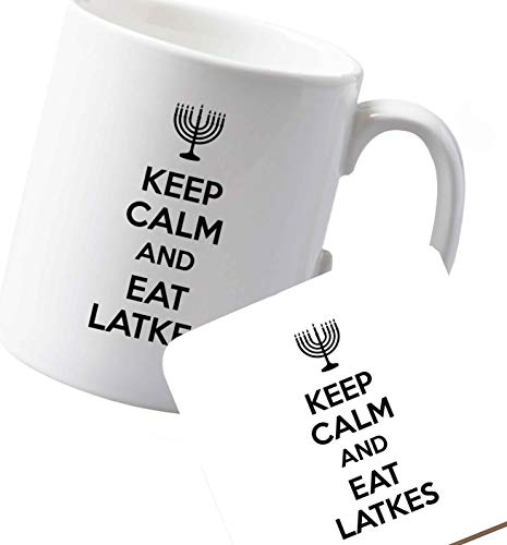 Flox Creative Keramiktasse und Untersetzer mit Aufschrift "Keep Calm Eat Latkes" auf beiden Seiten von Flox Creative