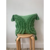 Grüner Kissenbezug, Baumwollkissen Mit Quasten, Handgefertigter Einzugsgeschenk von FloydhomeBoutique