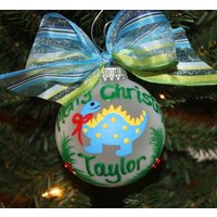 Personalisierte Blaue Dinosaurier-Weihnachtsverzierung Handgemaltes Andenken von FlutterbyConnections