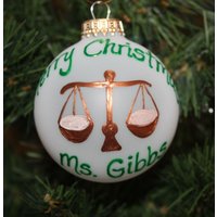 Rechtsanwälte Ornament, Waage Der Gerechtigkeit Personalisiertes Benutzerdefinierte Anwälte Handbemaltes Auf Bestellung Gefertigt von FlutterbyConnections