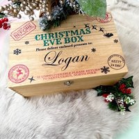Heiligabend Box, Luxuriöse Personalisierte Holzschatzkiste, Traditionelle Geschenke von Flutterbyeboutiqueuk