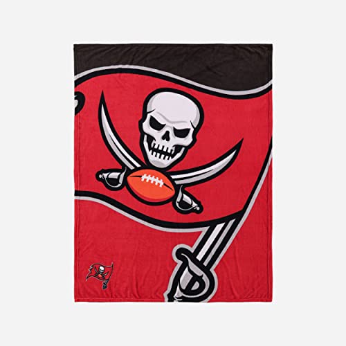 Foco Tampa Bay Buccaneers NFL Supreme Slumber Plush Throw Decke - Stück von Foco
